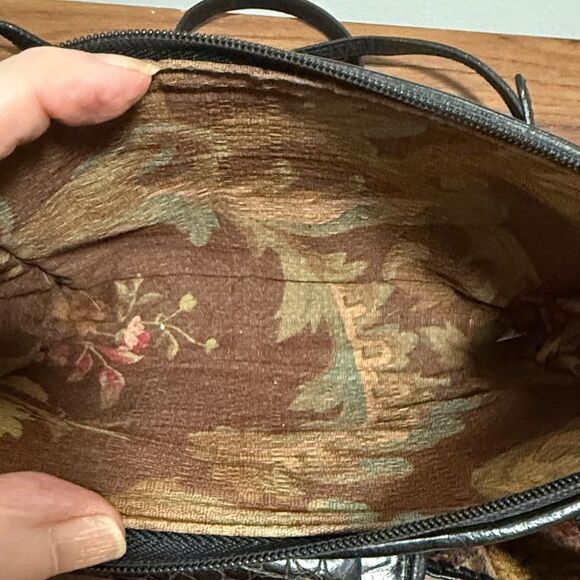 Brighton Black Croc Embossed Leather Crossbody Organizer Bag. - Picture 5 of 6